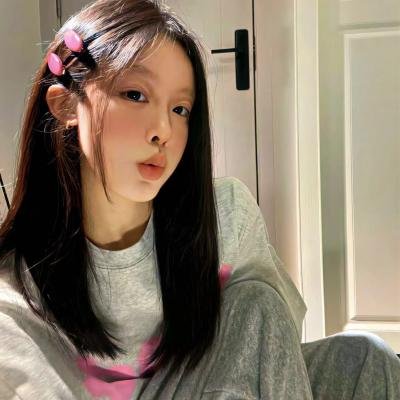 推特事 海报